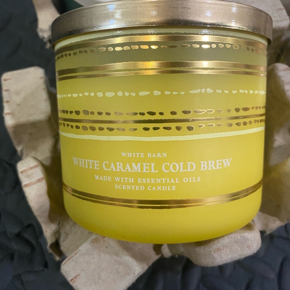 White Barn White Caramel Cold Brew Bath & Body